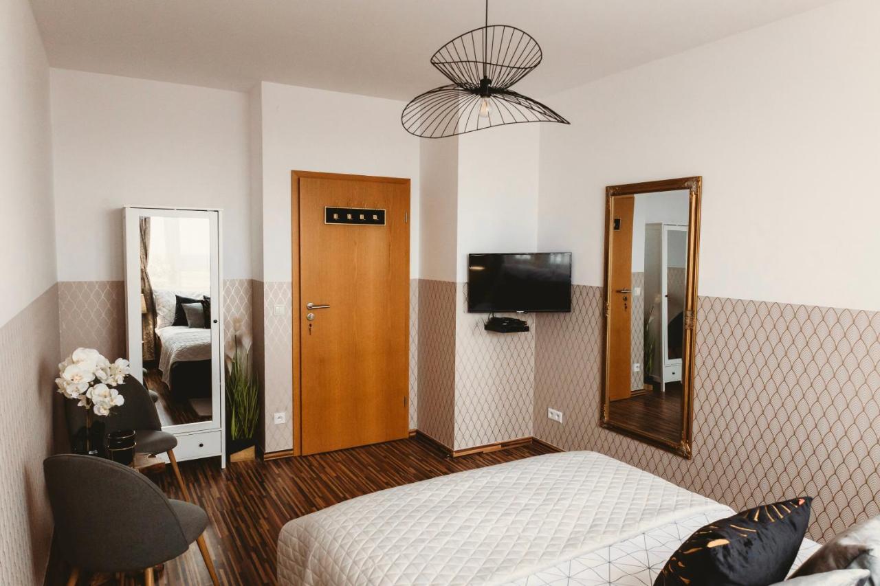 Clicktheflat Gdanski Center Prestige Apart Rooms Warsaw Exterior photo